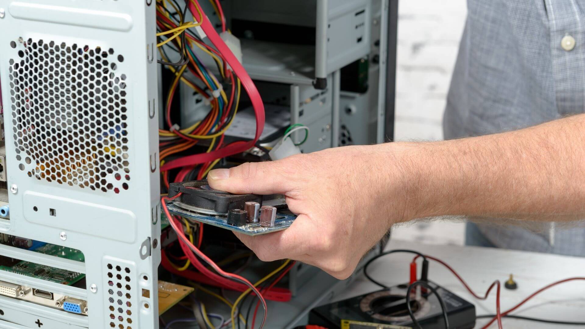 Dépannage informatique dans les Vosges : un expert sous la main